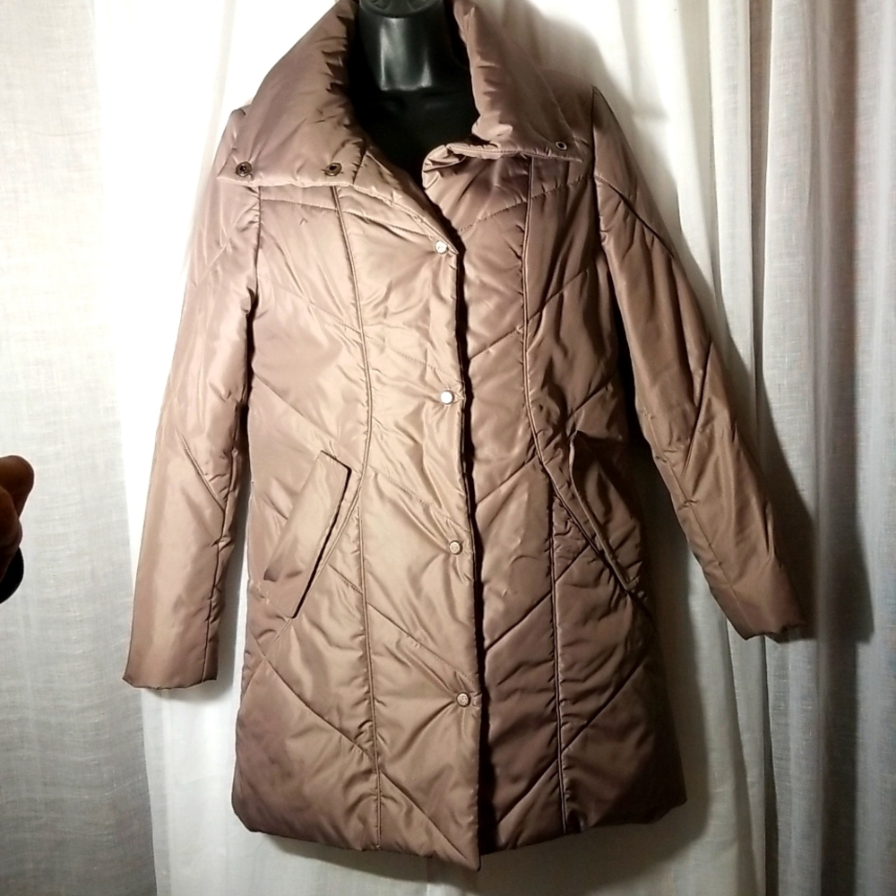 Sz M Taupe Quilted Winter Coat